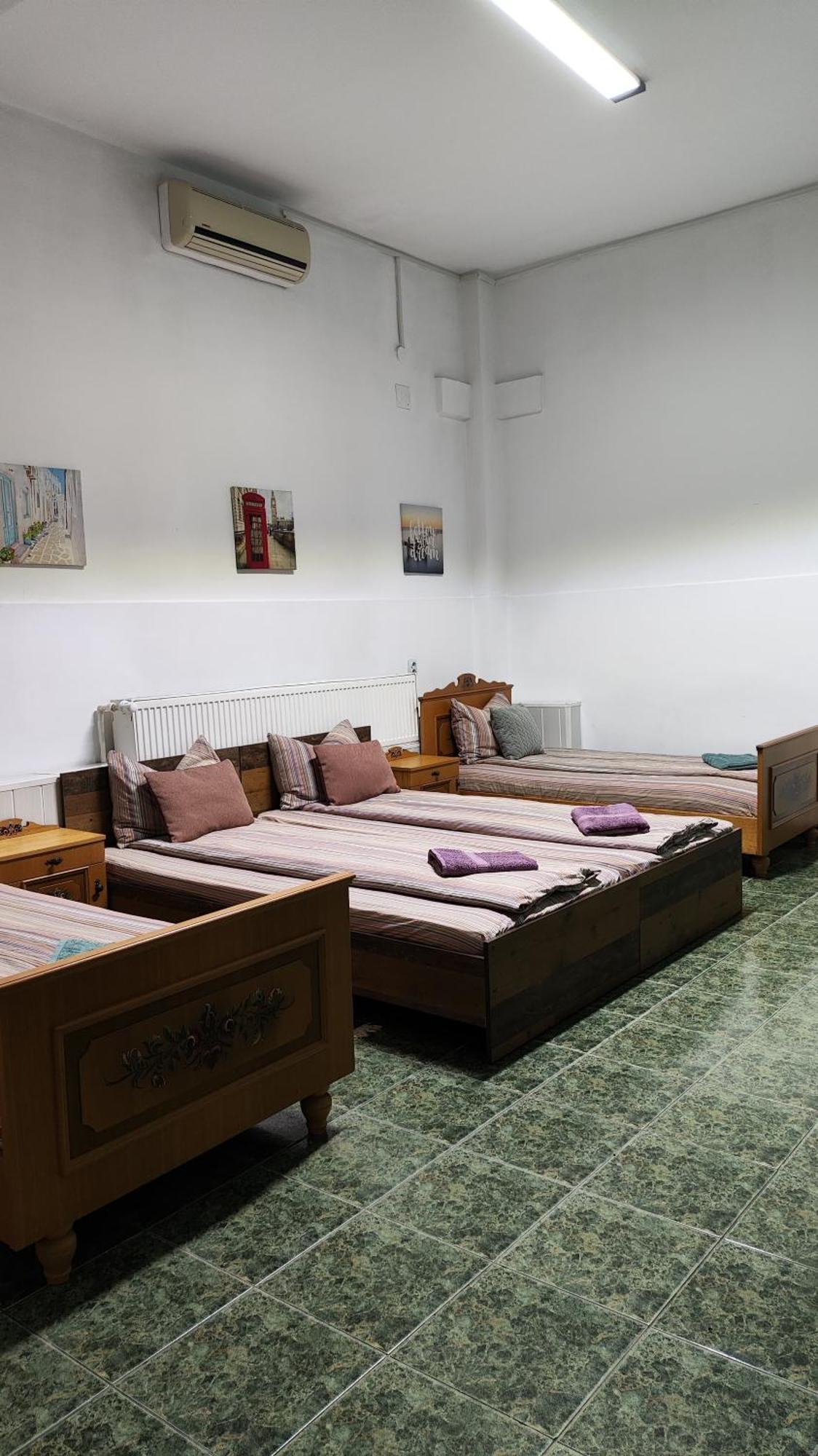 Hotel Casa Agape Piteszti Zewnętrze zdjęcie
